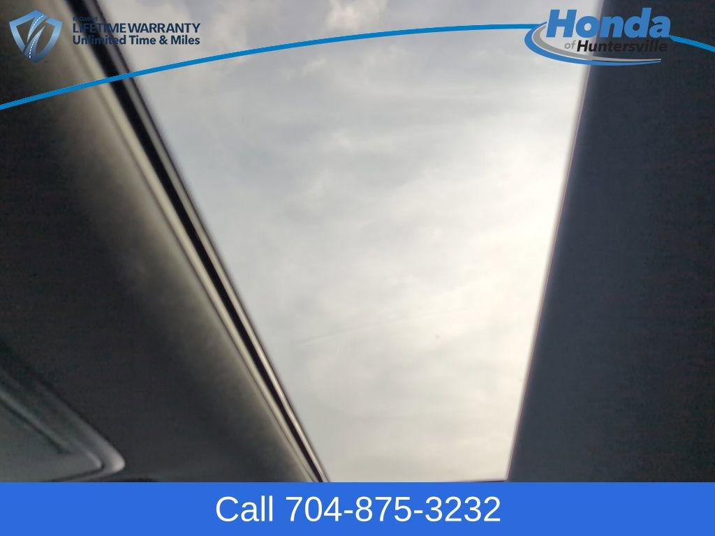 Used 2024 Honda Pilot TrailSport image 32