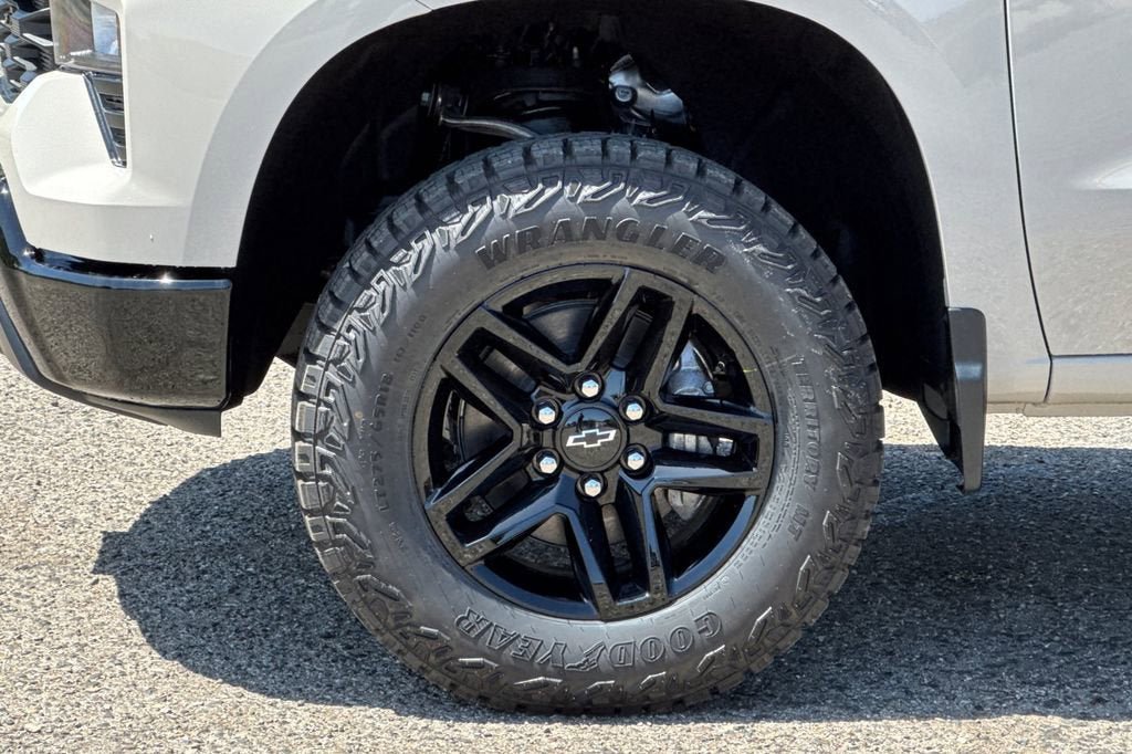 New 2026 Chevrolet Silverado 1500 Custom Trail Boss w/ Dark Appearance Package AWD/4WD image 24