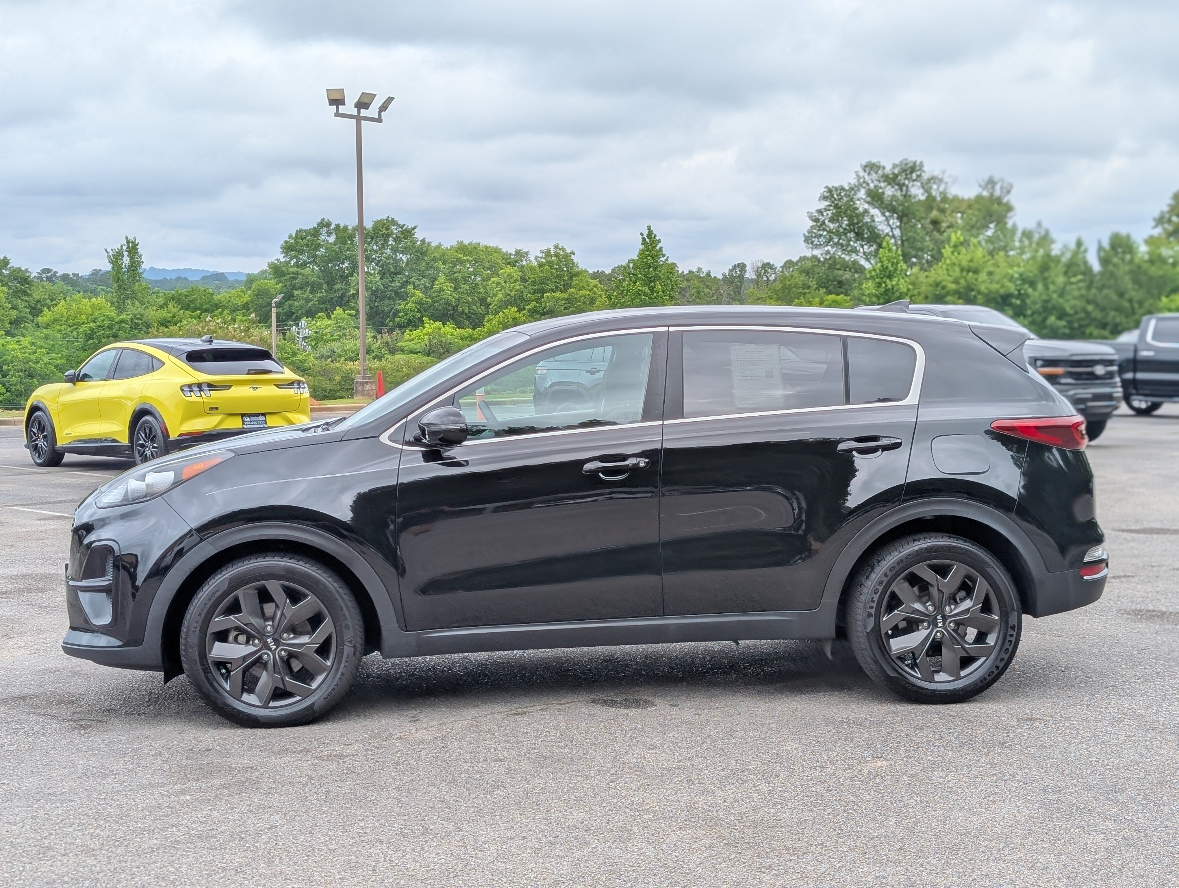 Used 2022 Kia Sportage LX w/ LX FWD Value Edition Package image 6