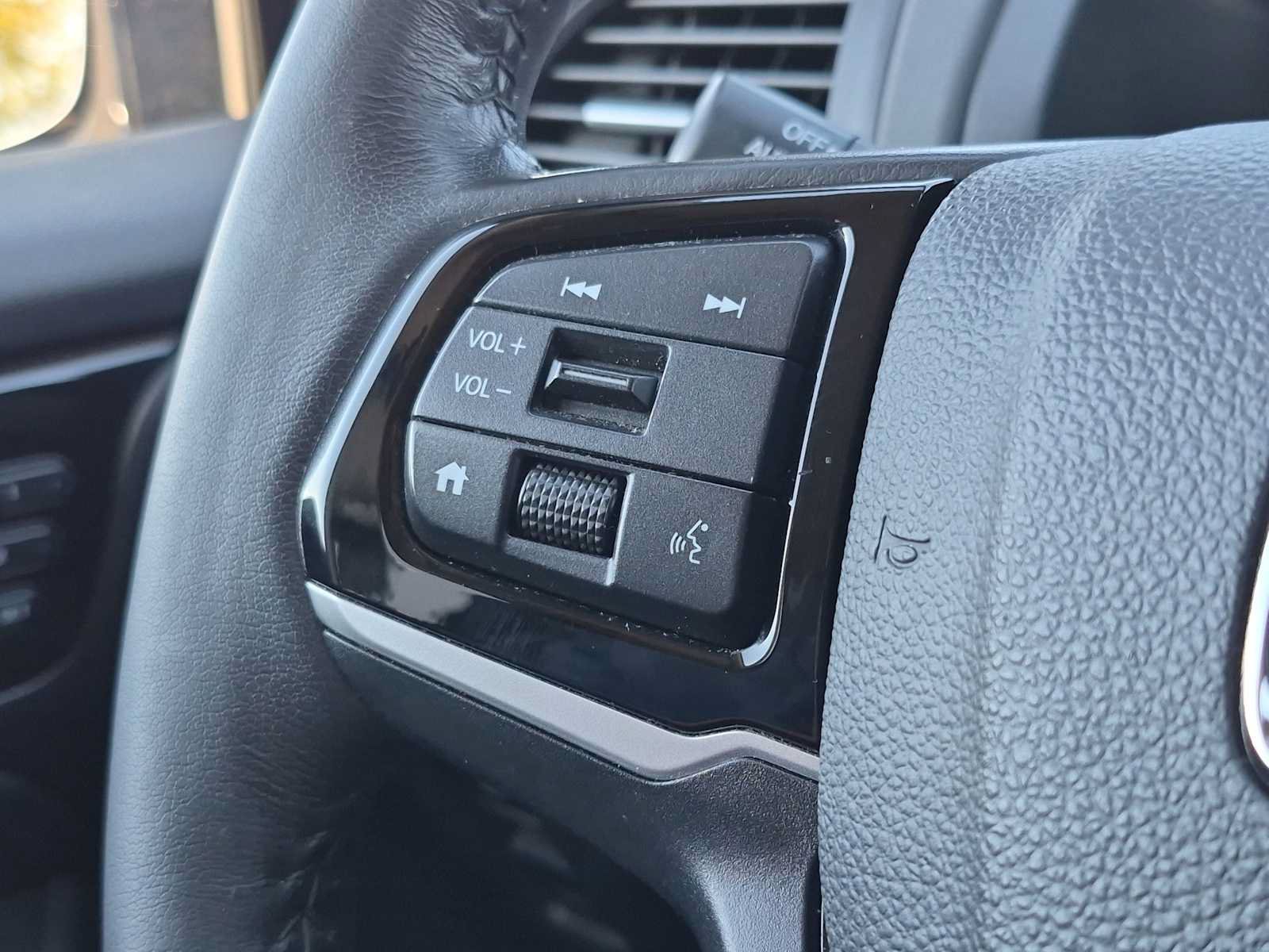 Certified 2025 Honda Odyssey Elite image 24