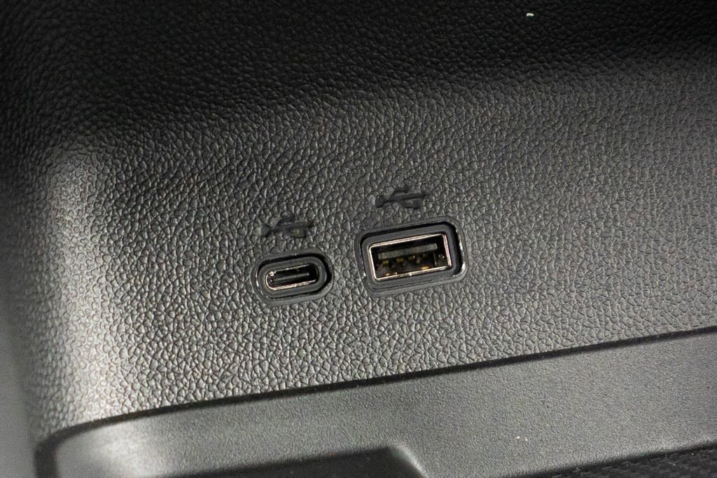 New 2026 Chevrolet Traverse RS image 24