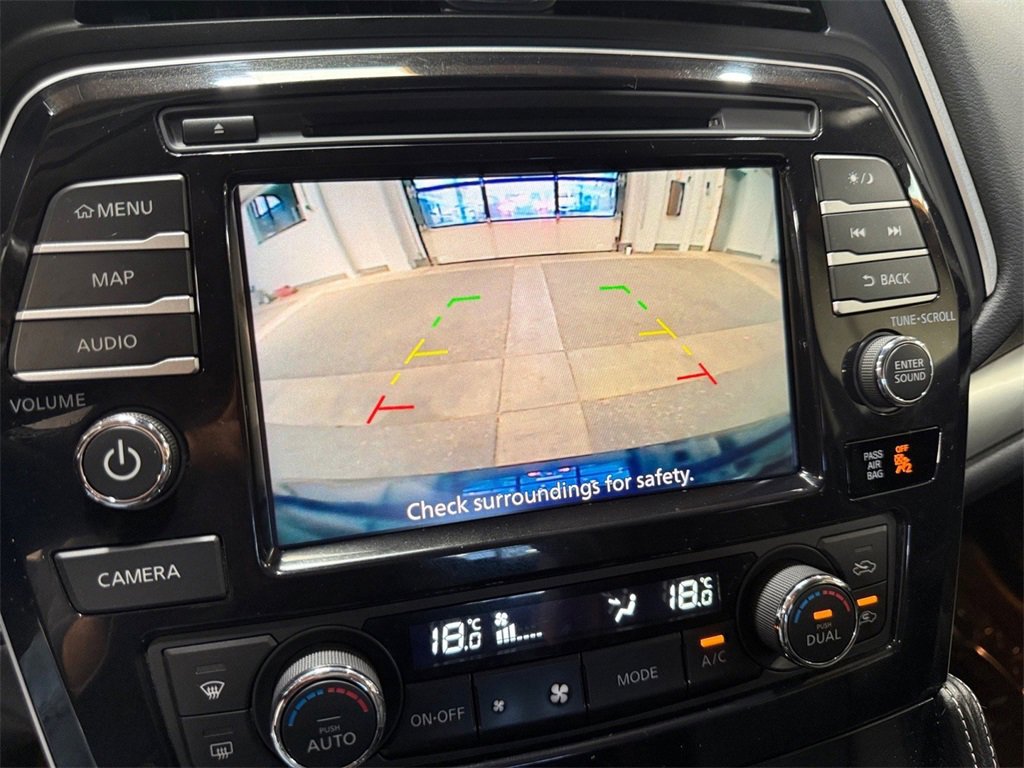 Used 2023 Nissan Maxima SL image 32
