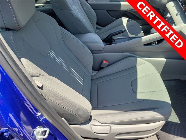 Used 2024 Hyundai Elantra SEL image 14
