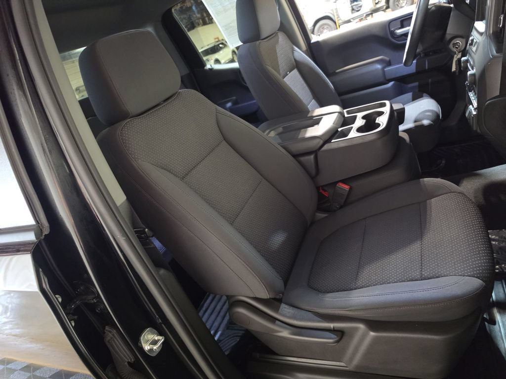 Used 2021 Chevrolet Silverado 1500 Custom AWD/4WD image 24