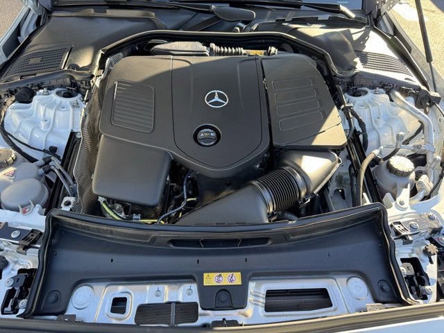 Used 2025 Mercedes-Benz C 300 4MATIC Sedan image 10