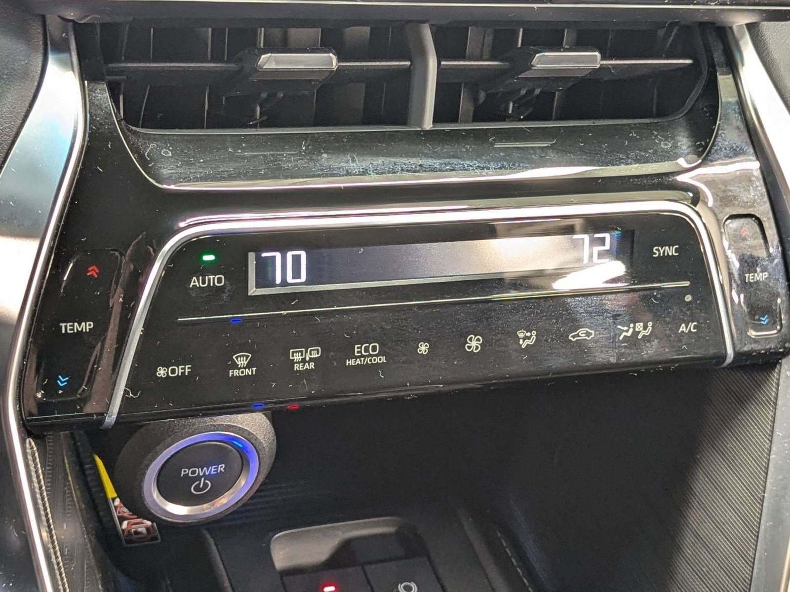 Used 2024 Toyota Venza XLE image 26