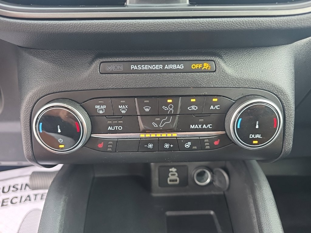 Used 2024 Ford Escape Active w/ Cold Weather Package FWD image 21