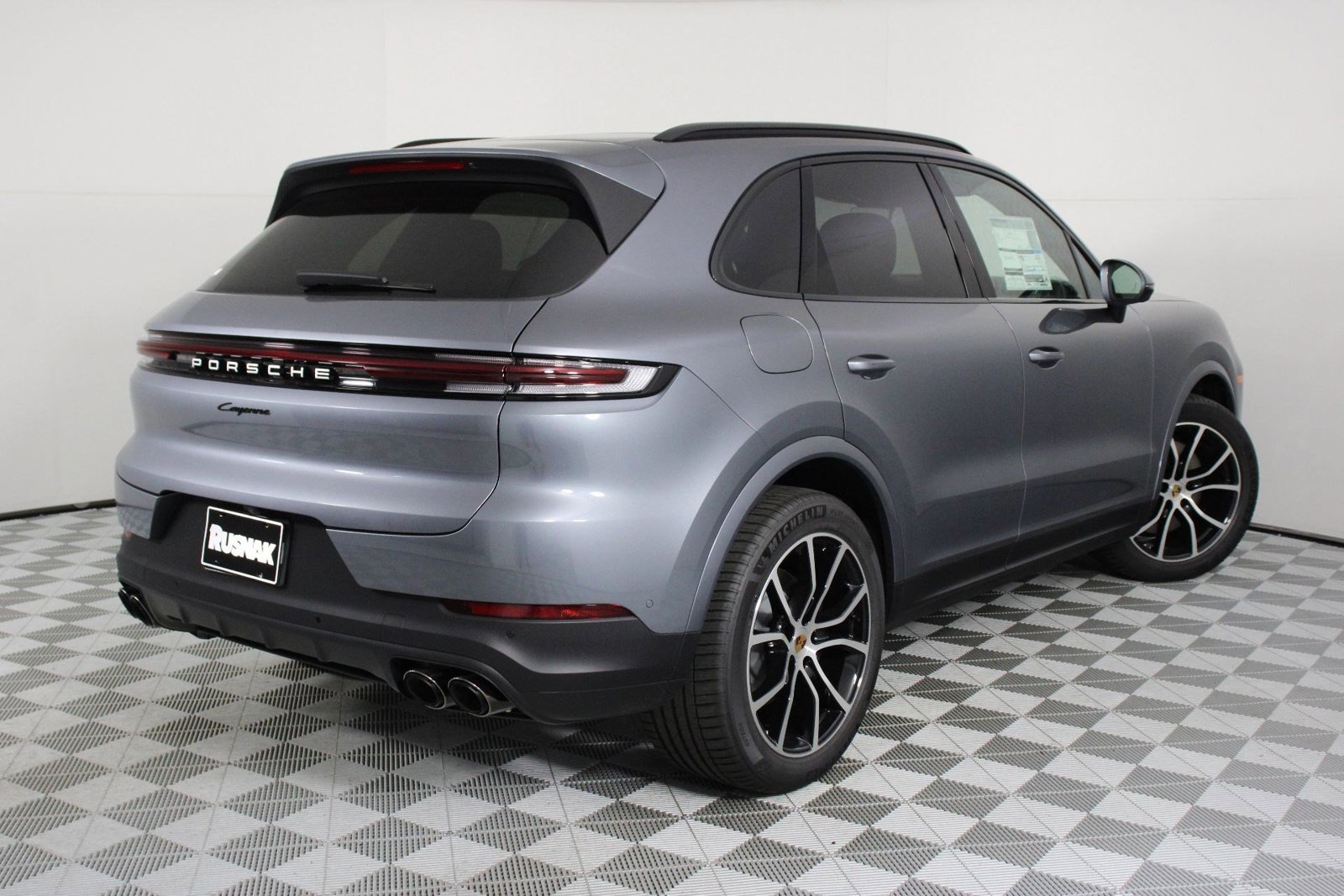 New 2026 Porsche Cayenne AWD/4WD image 7