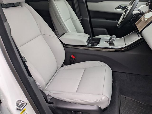 New 2026 Land Rover Range Rover Velar Dynamic SE image 18