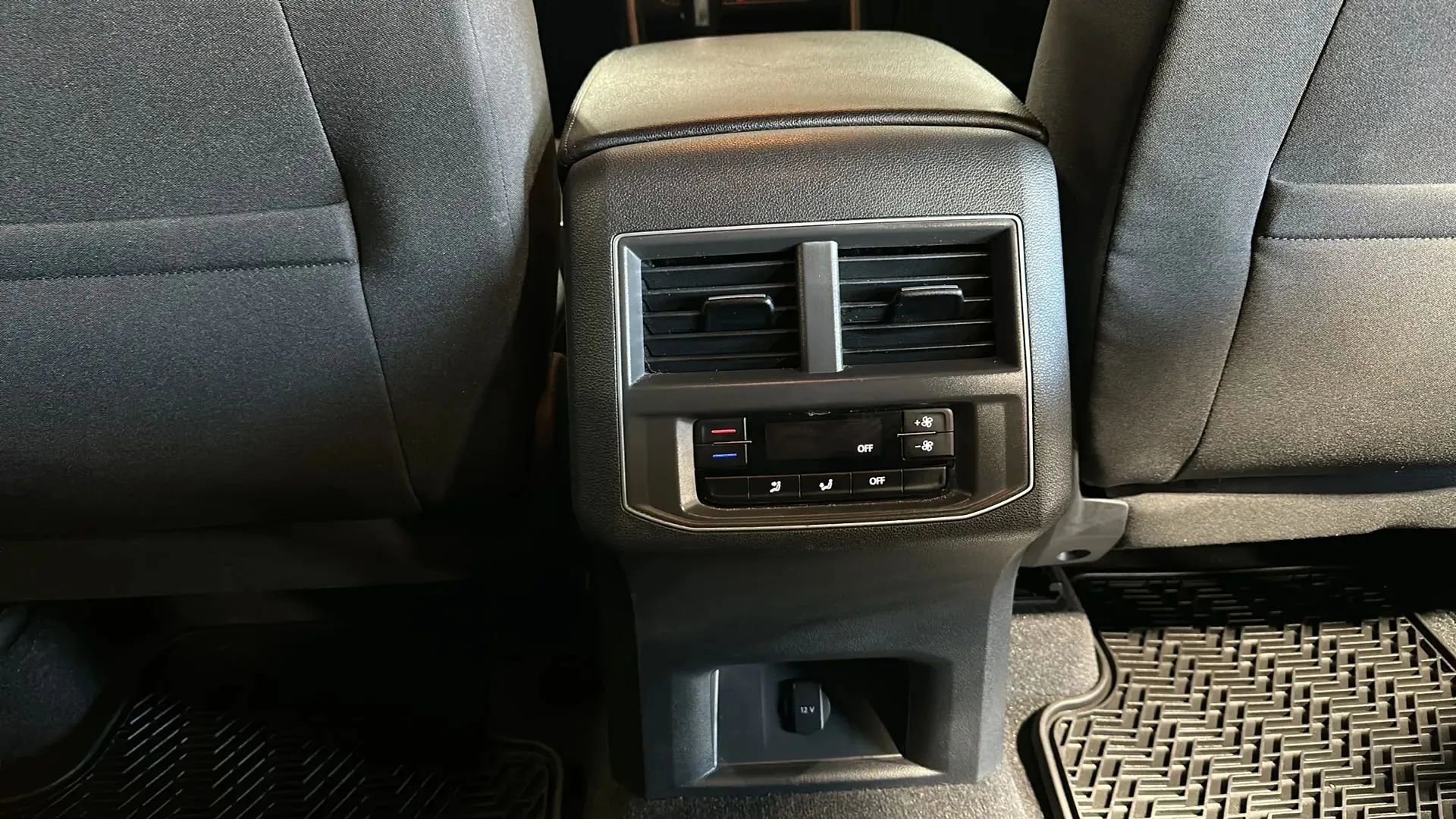 Used 2019 Volkswagen Atlas S FWD image 22