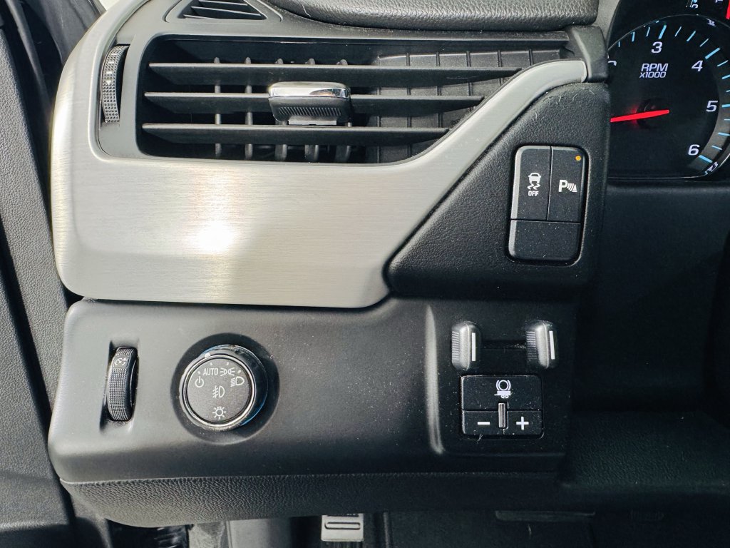 Used 2019 GMC Yukon XL SLE w/ HD Trailering Package RWD image 11