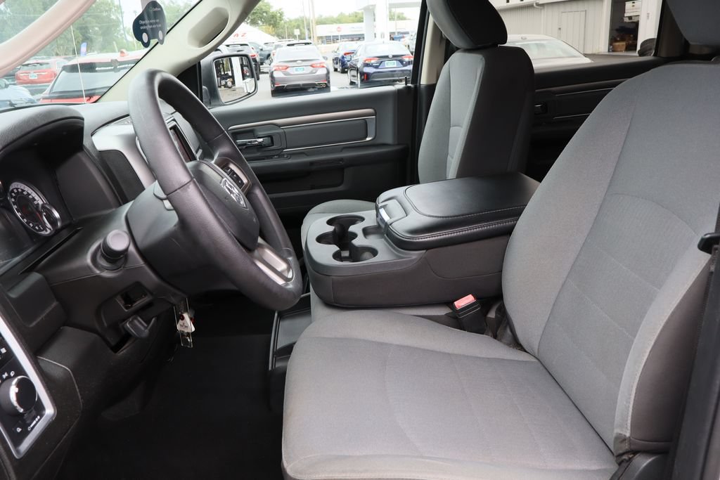 Used 2022 RAM 1500 Classic SLT w/ Electronics Group AWD/4WD image 21