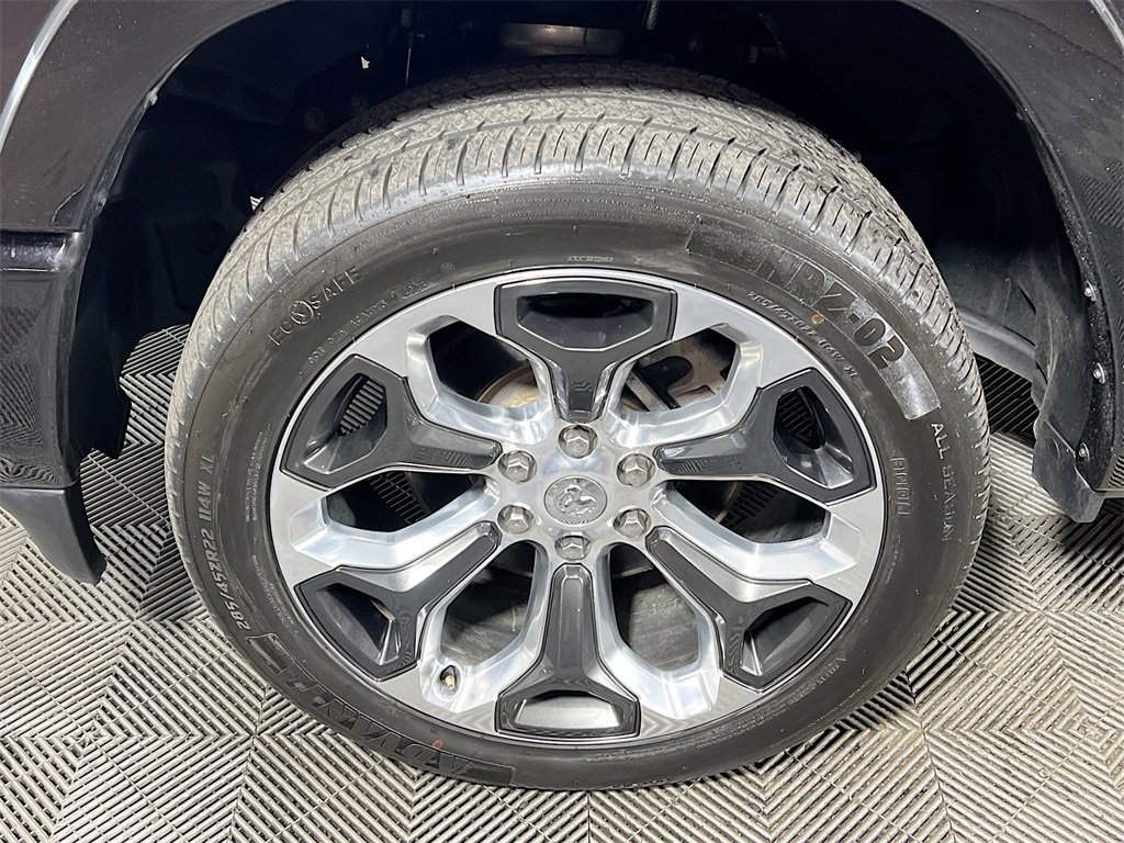 Used 2023 RAM 1500 Limited w/ Body Color Bumper Group image 27