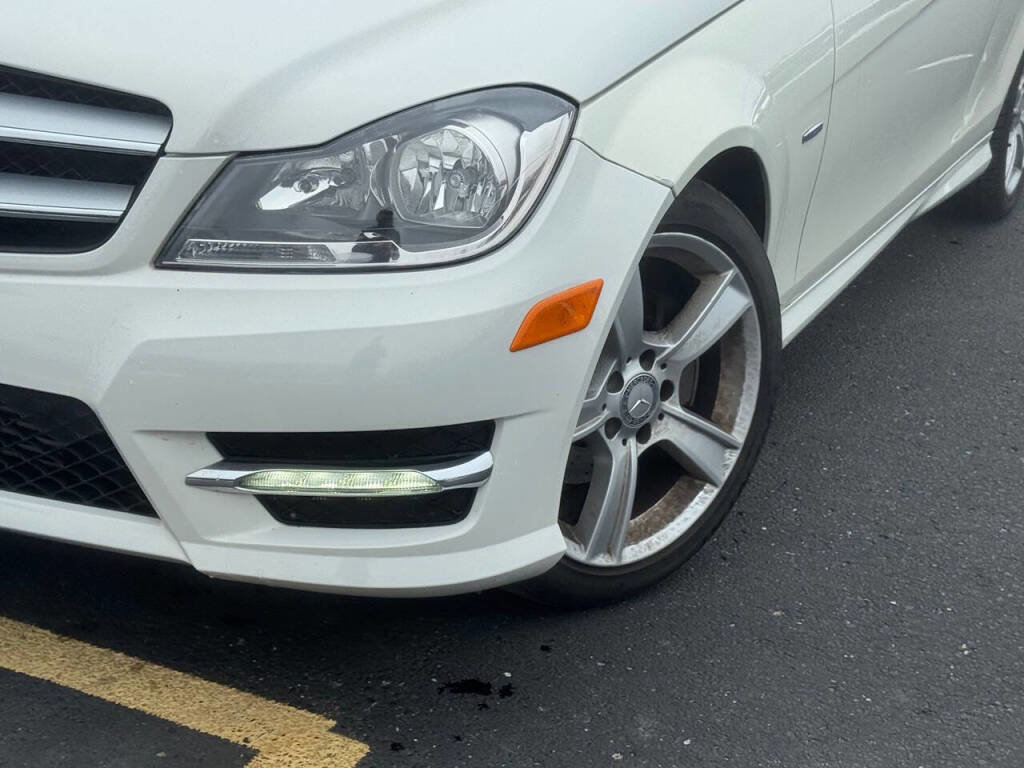 Used 2012 Mercedes-Benz C 250 Coupe image 26