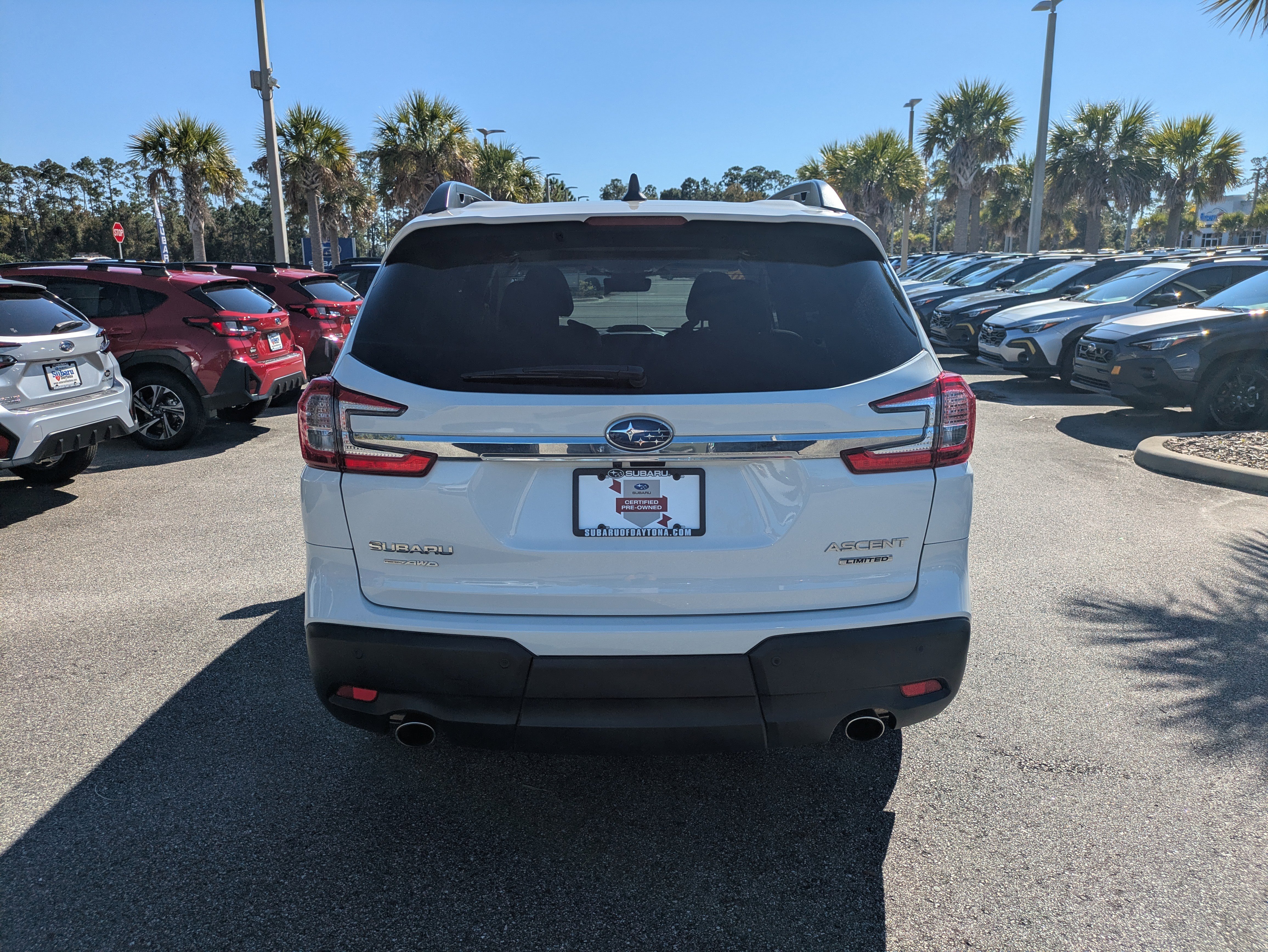 Certified 2023 Subaru Ascent Limited w/ Technology Package image 5