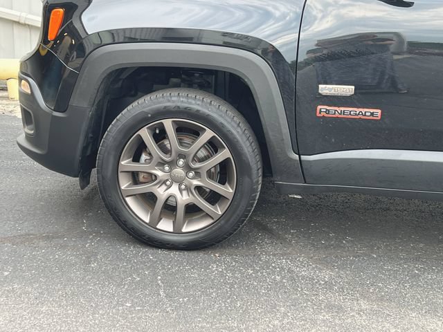 Used 2016 Jeep Renegade 75th Anniversary AWD/4WD image 29