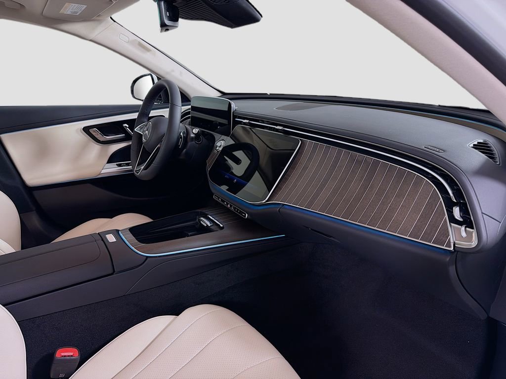 New 2026 Mercedes-Benz E 350 4MATIC Sedan image 31