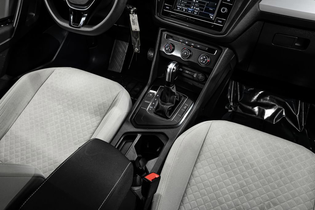 Used 2021 Volkswagen Tiguan S image 18