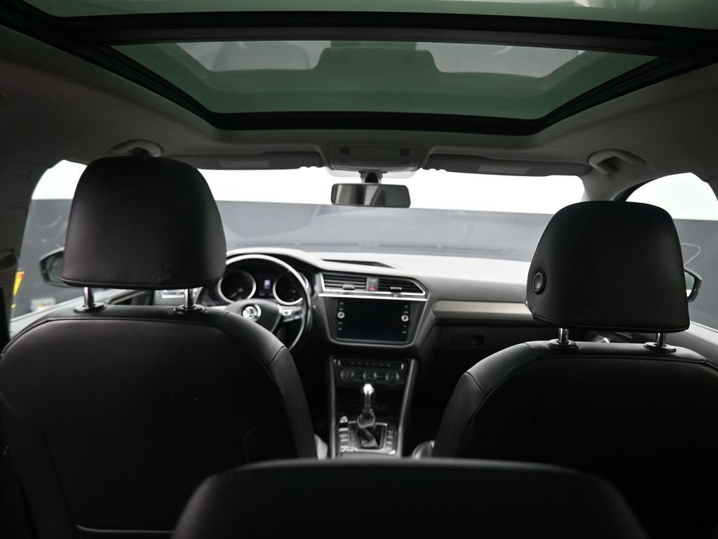 Used 2019 Volkswagen Tiguan SE AWD/4WD image 40