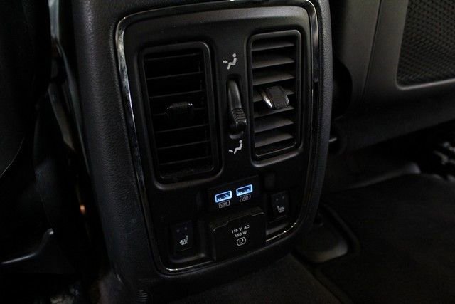 Used 2018 Jeep Grand Cherokee Limited image 17