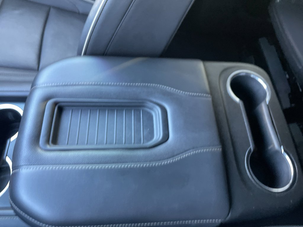 Used 2023 GMC Yukon SLT image 36