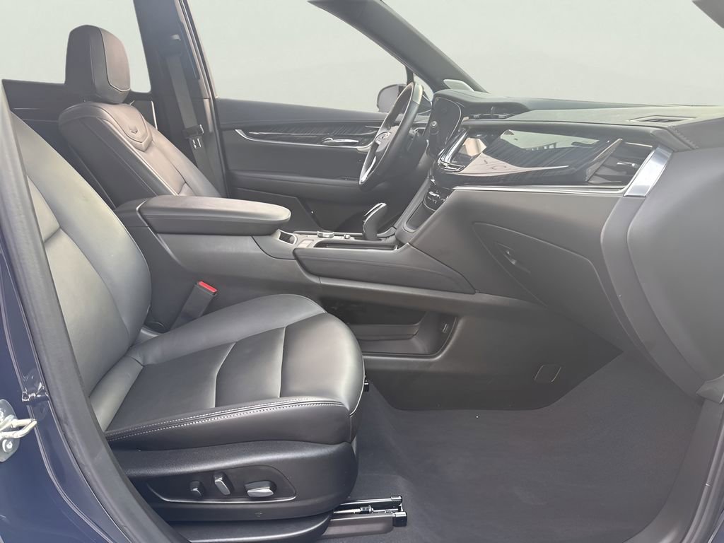 Certified 2025 Cadillac XT6 Premium Luxury image 22