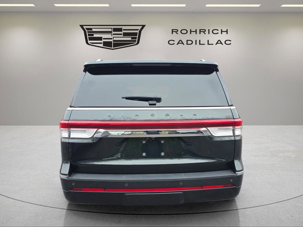 Used 2022 Lincoln Navigator Black Label image 4