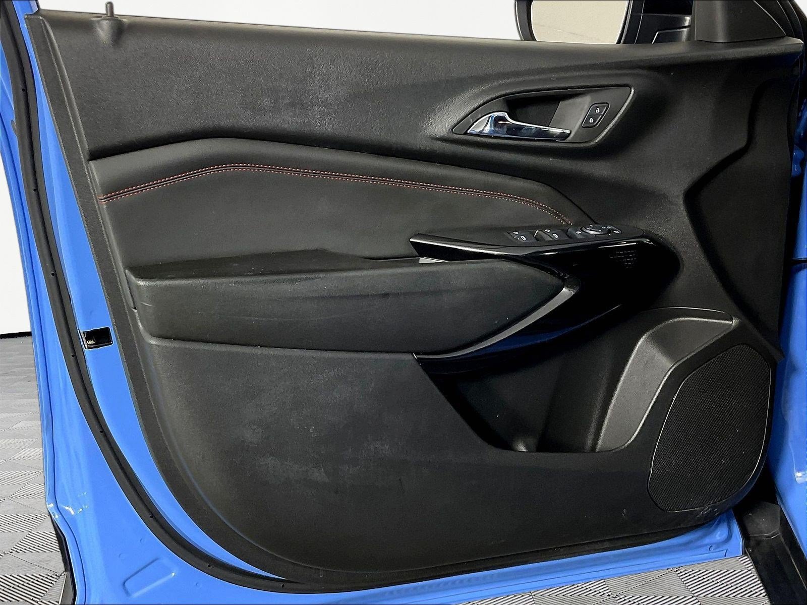 Used 2024 Chevrolet Trax RS w/ Driver Confidence Package FWD image 20
