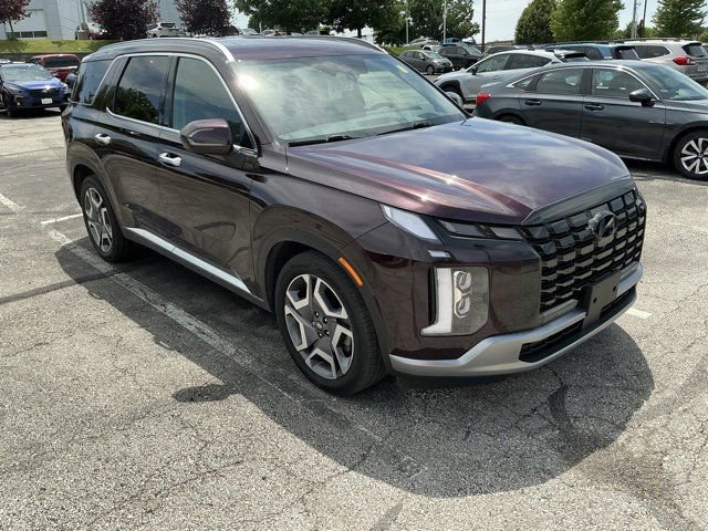 Used 2024 Hyundai Palisade Limited FWD image 4