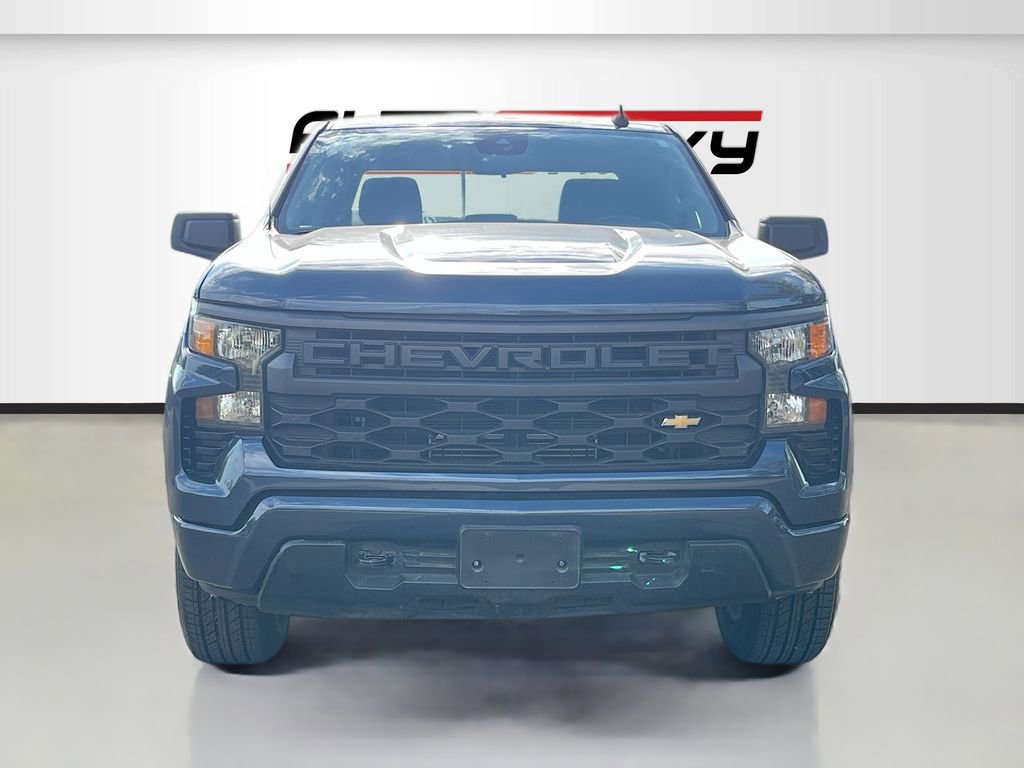 Used 2022 Chevrolet Silverado 1500 Custom image 2