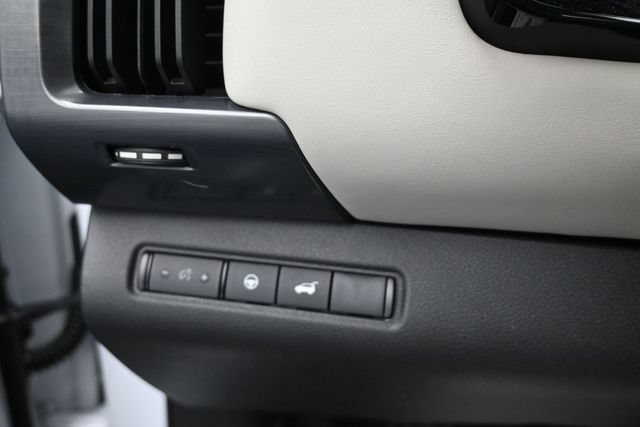 Used 2026 Nissan Pathfinder SL FWD image 27