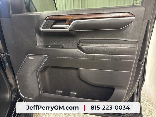 Used 2022 GMC Sierra 1500 SLT AWD/4WD image 22