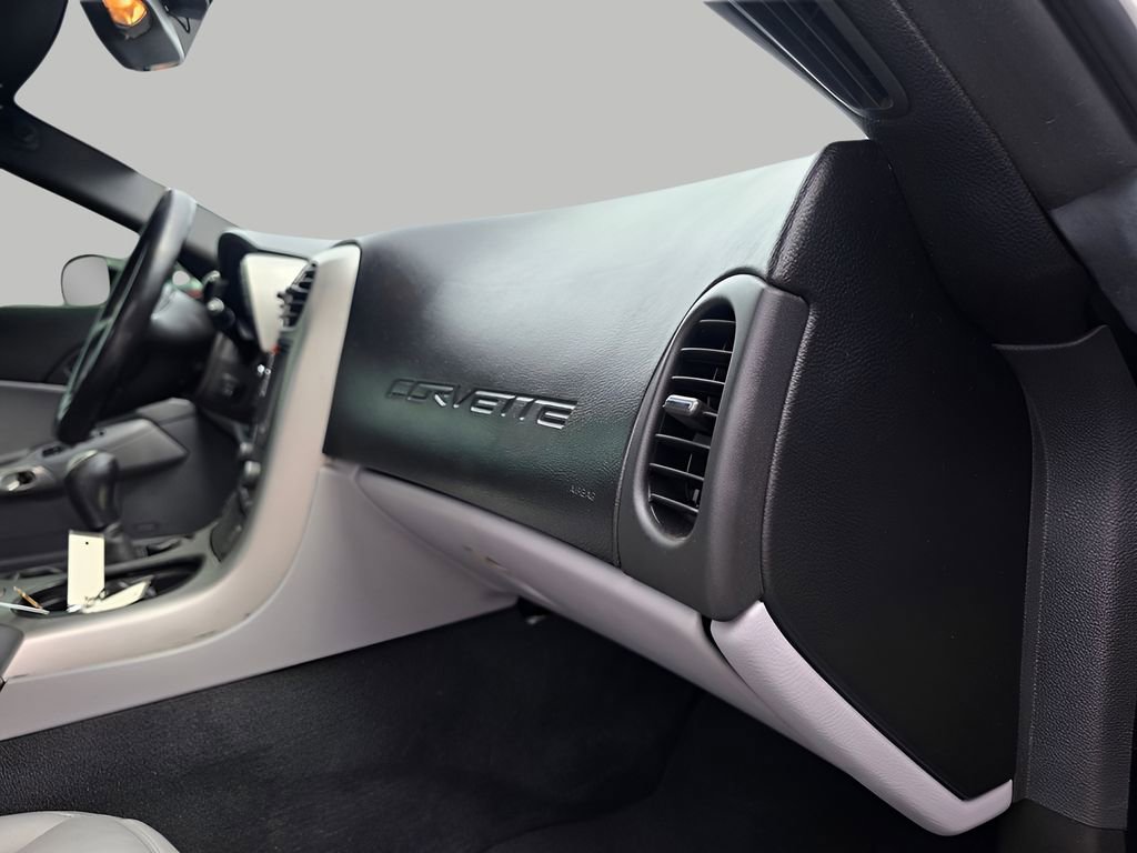 Used 2005 Chevrolet Corvette Convertible w/ Preferred Equipment Group image 11