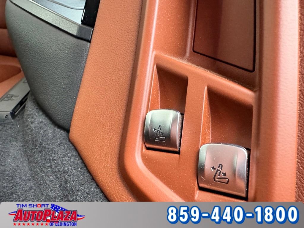 Used 2022 BMW X7 xDrive40i w/ Executive Package AWD/4WD image 42
