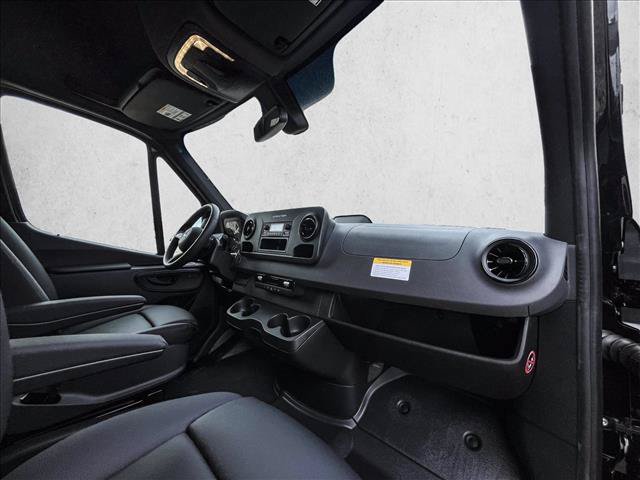New 2026 Mercedes-Benz Sprinter 2500 image 21