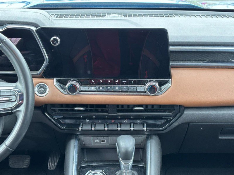 Certified 2023 GMC Canyon AT4 w/ Canyon Safety Plus Package image 13