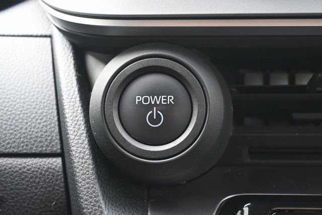 Used 2023 Toyota Prius LE image 31