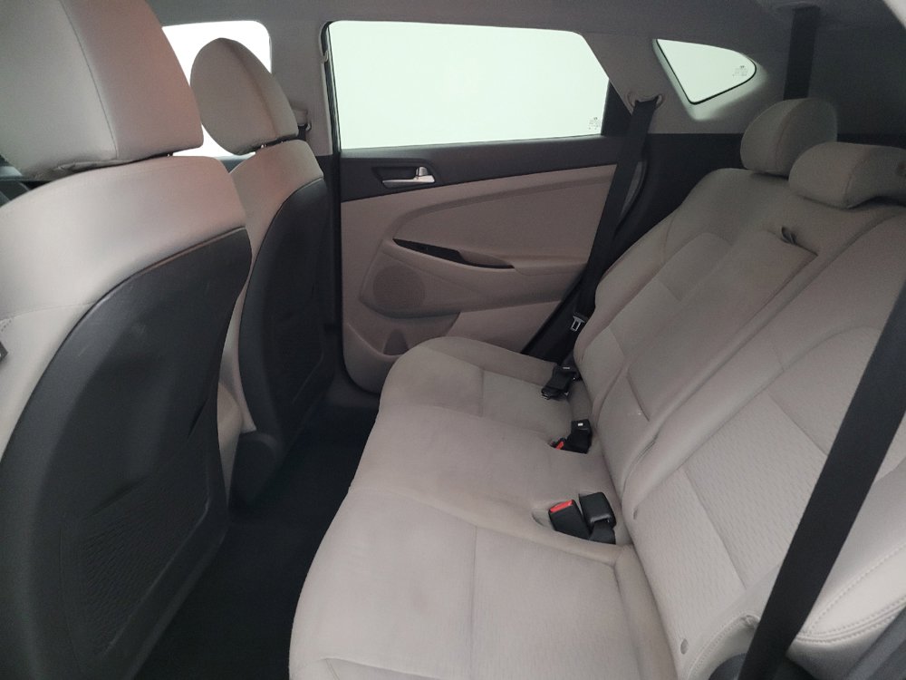 Used 2019 Hyundai Tucson SE AWD/4WD image 18