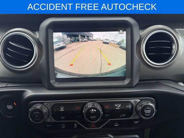 Used 2023 Jeep Wrangler Sahara image 4