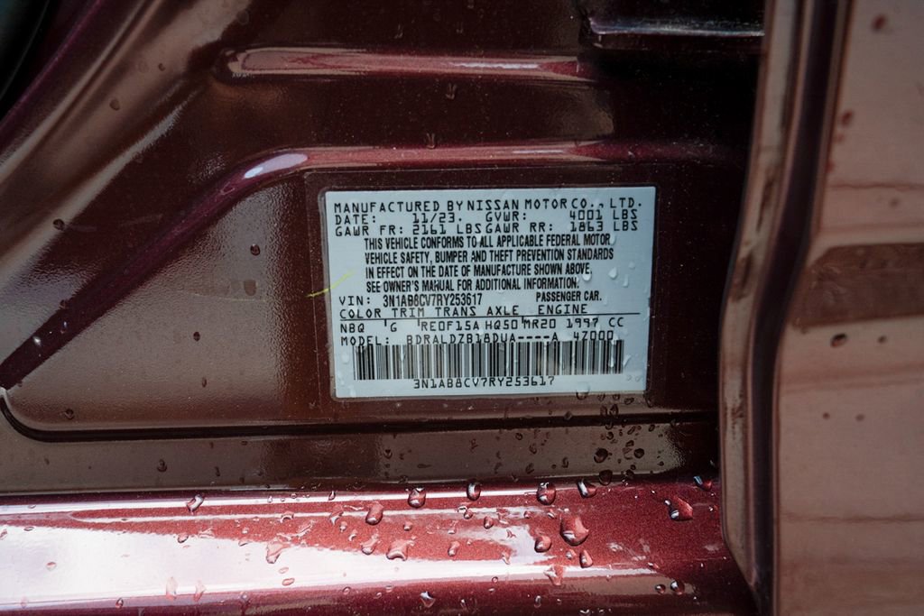 Used 2024 Nissan Sentra SV FWD image 19