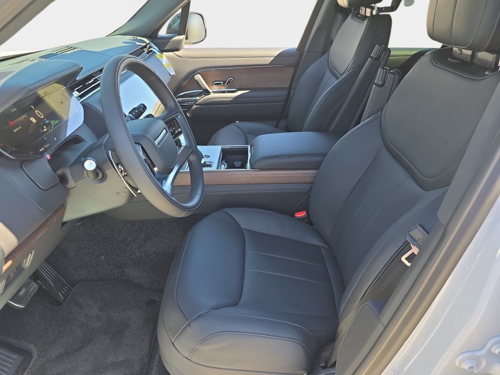 New 2026 Land Rover Range Rover SE AWD/4WD image 16