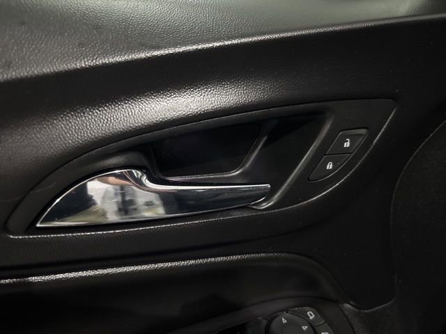 Used 2019 Chevrolet Equinox LT image 4