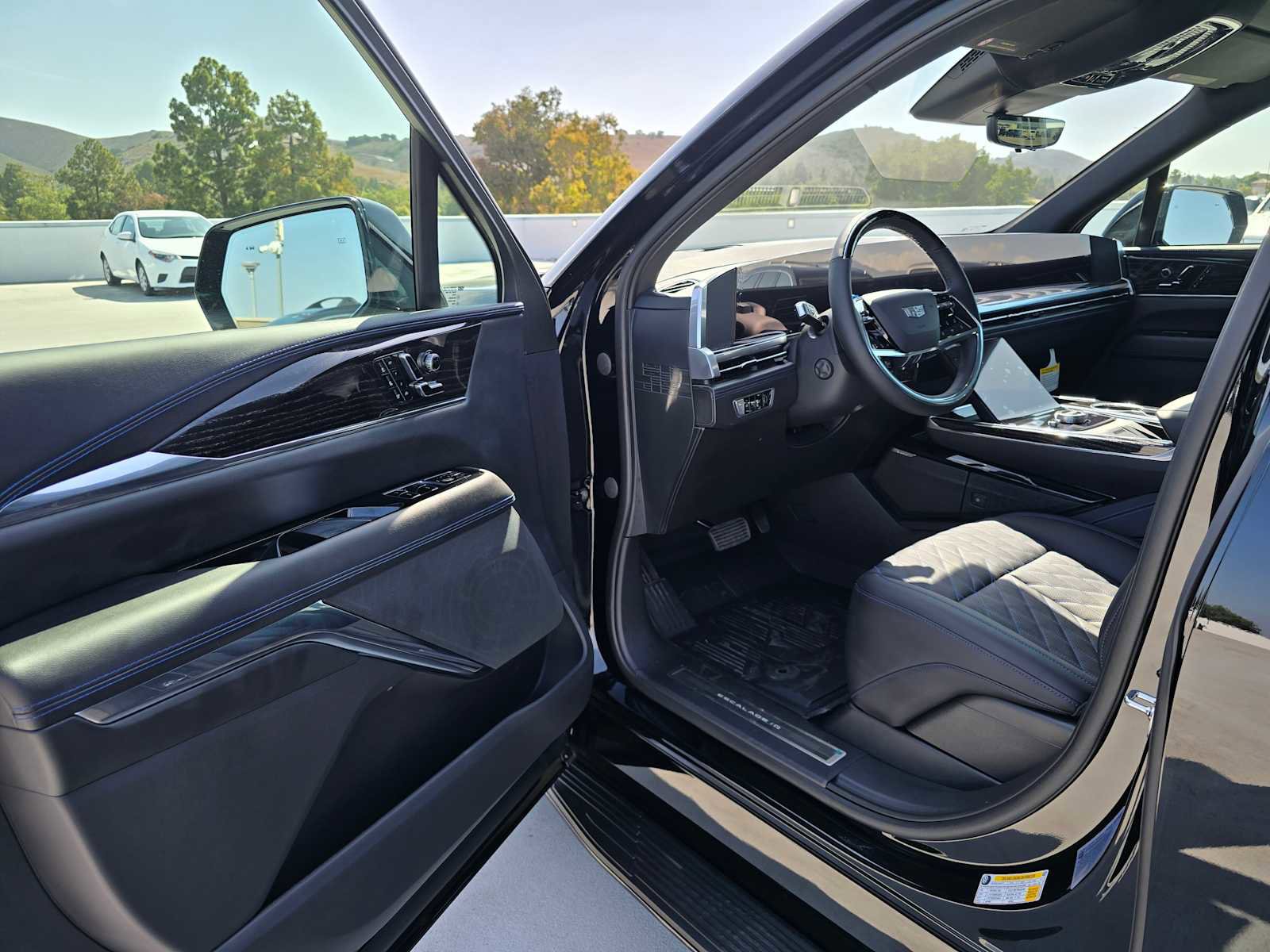 New 2026 Cadillac Escalade IQ Luxury 1 w/ LPO, Floor Liner Package image 22
