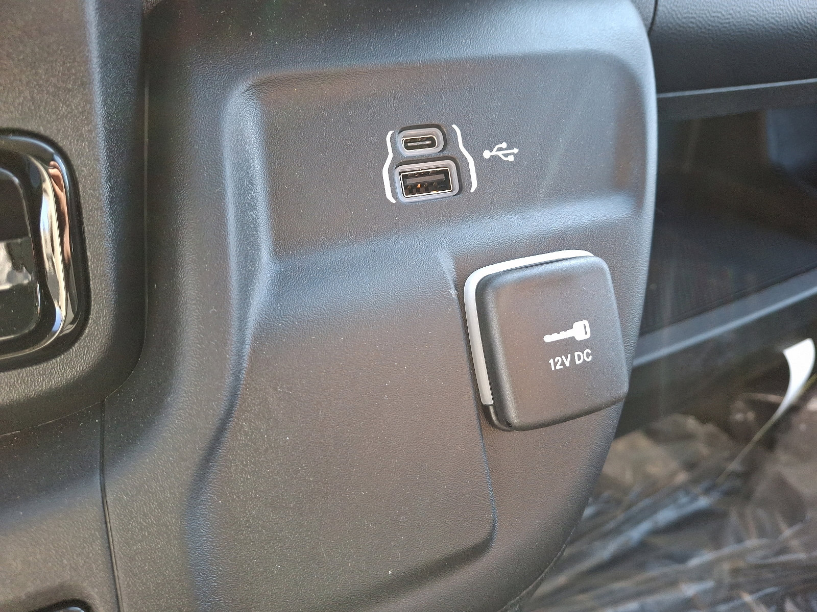 New 2024 RAM ProMaster 2500 w/ Convenience Group image 19