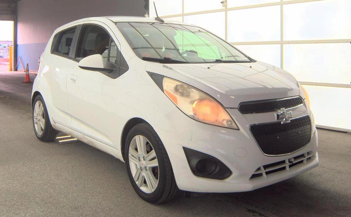 Used 2014 Chevrolet Spark LT image 3