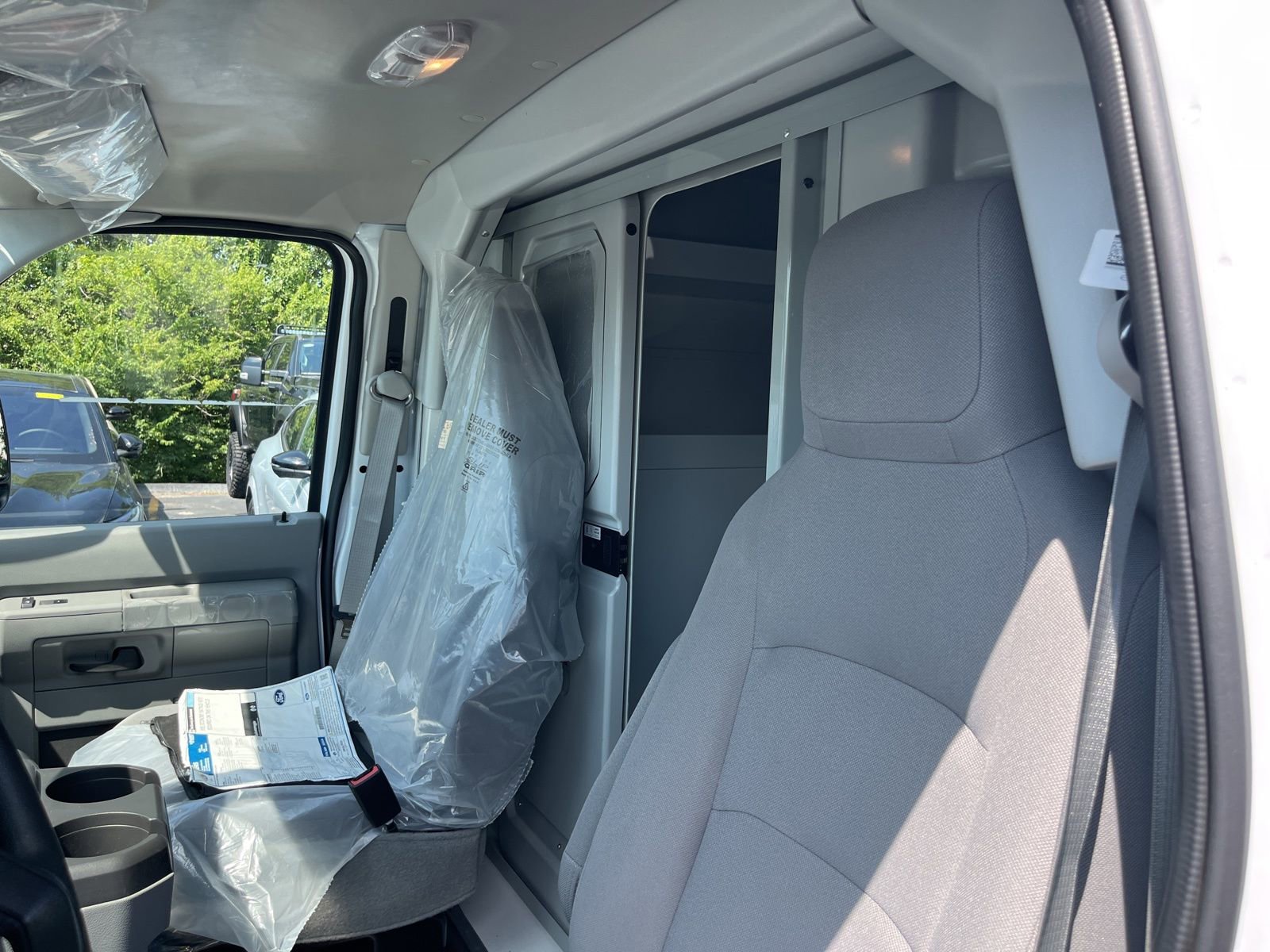 New 2026 Ford E-350 and Econoline 350 Super Duty w/ Power Equipment Group image 24