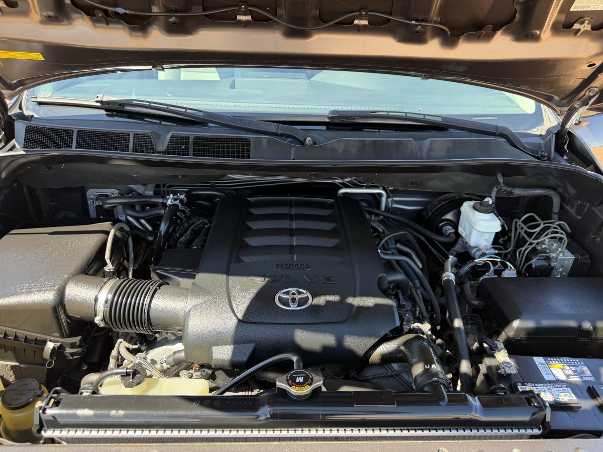 Used 2013 Toyota Sequoia SR5 RWD image 35