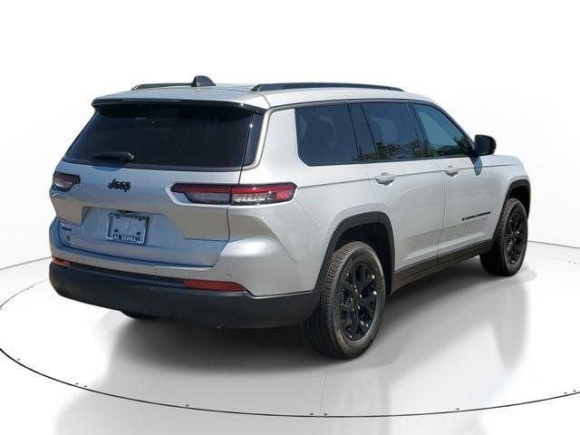New 2026 Jeep Grand Cherokee L 4WD image 4