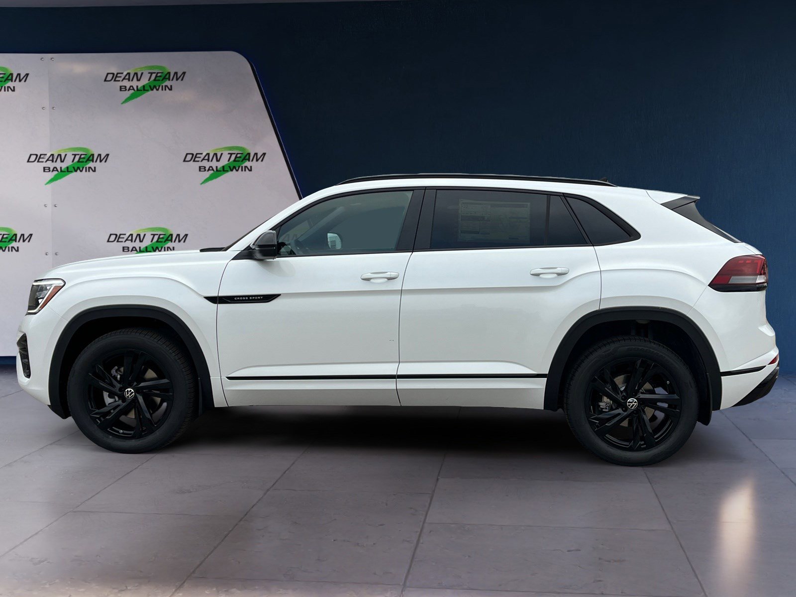 New 2026 Volkswagen Atlas Cross Sport SEL R-Line image 4