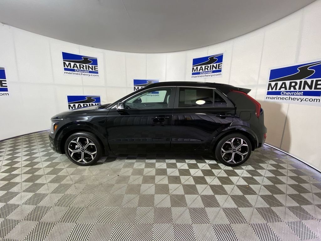 Used 2024 Kia Niro EX Touring FWD image 10